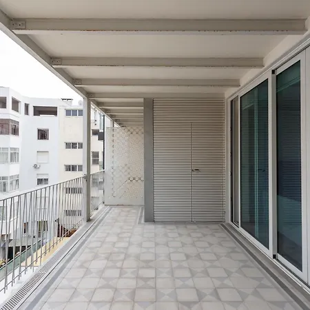 Design Privativas Marques De Pombal 3* Лісабон